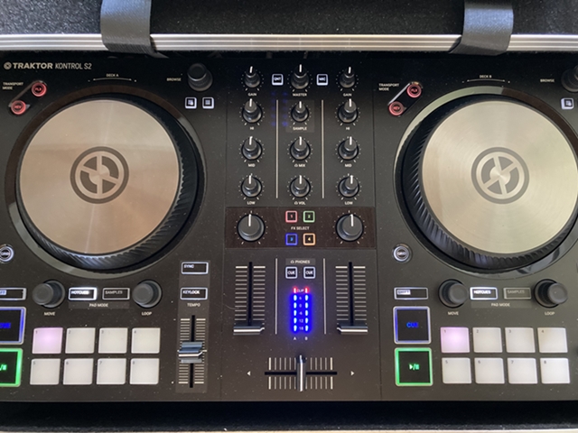 DJ Traktor Software Pro Controller